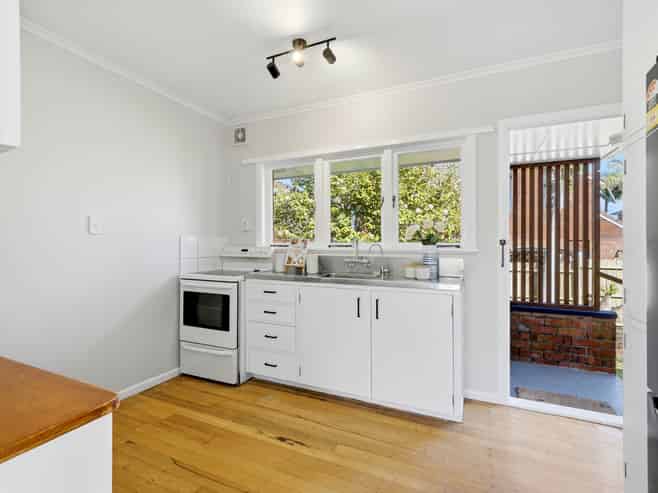 2/17 Dominion Street, Takapuna