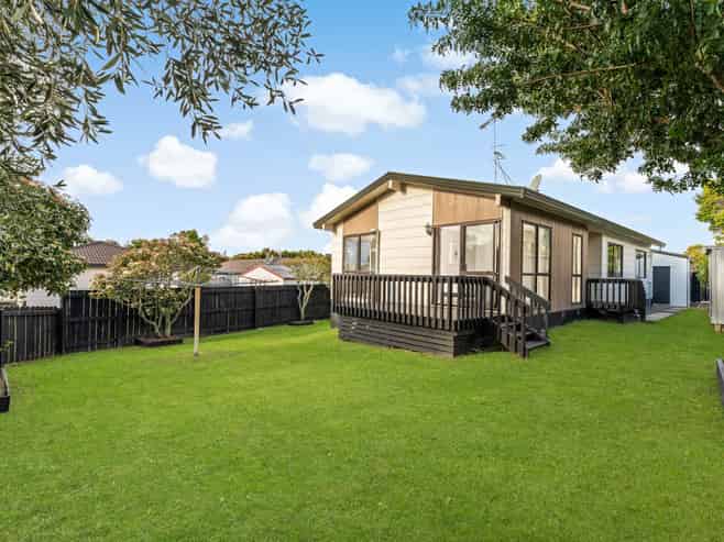 36 Hassan Drive, Massey