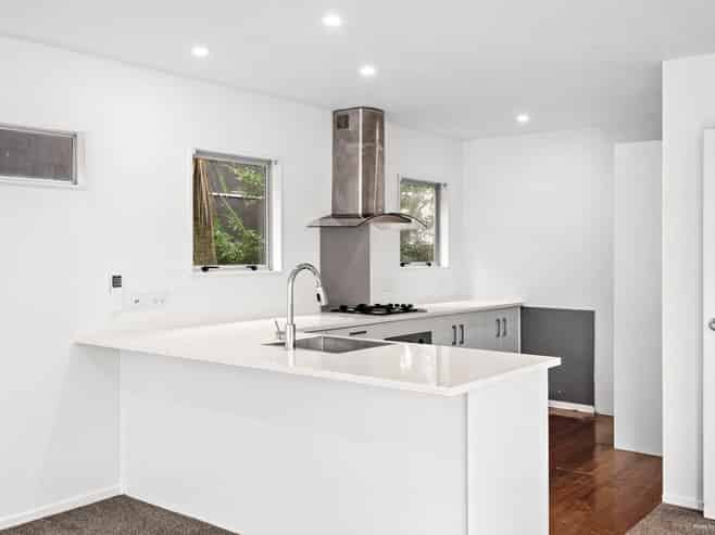 25B Lucienne Drive, Ranui