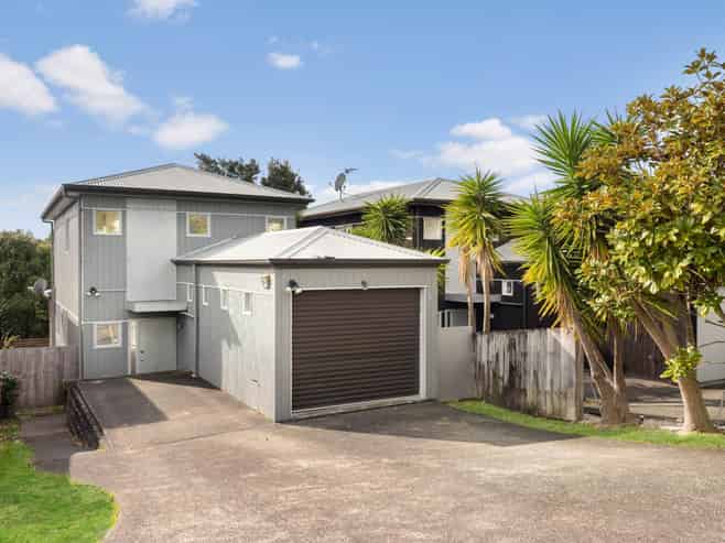 25B Lucienne Drive, Ranui