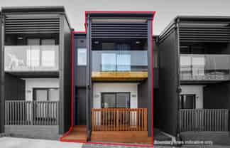 12C Woodhouse  Place, West Harbour