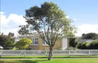 6 Beazley Crescent, Tikipunga