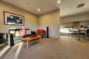 2/1152a South Road, Oakura