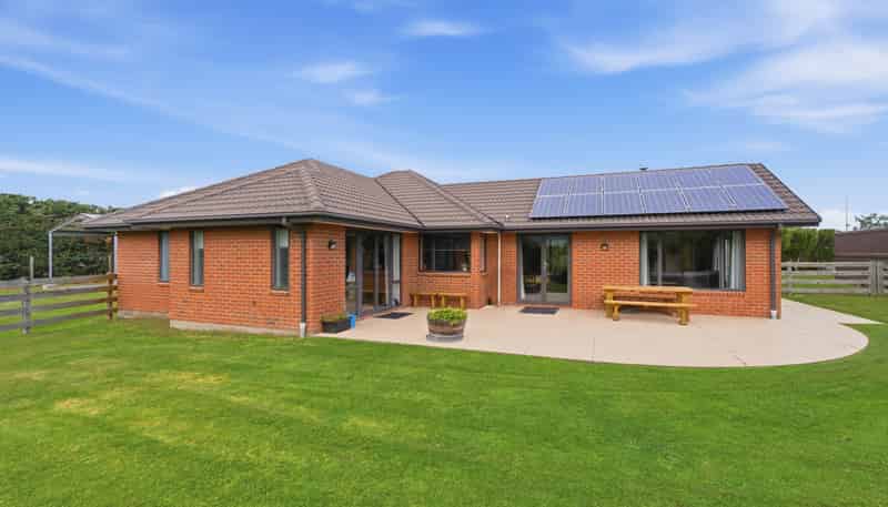 8 Haydon Place, Amberley