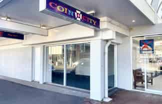 Prime Retail Opportunity – Karori Mall Entrance
