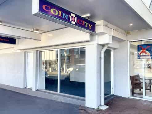 Prime Retail Opportunity – Karori Mall Entrance