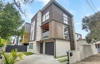 14A Atarangi Road, Greenlane