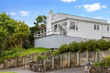 27 Godden Crescent, Mission Bay
