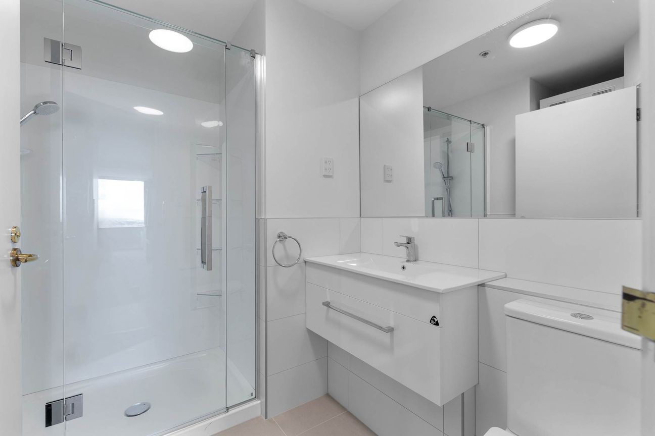 The  Connaught Two Bedroom,1 Bathroom and Car Park - Bild 5