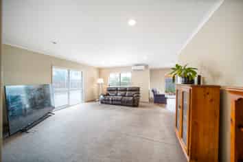 34 Paterson Avenue West, Pukekohe