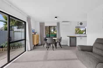 69A Riverbend Road, Onekawa