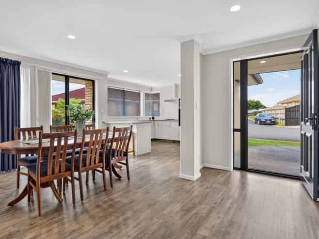7 Kingroyal Lane, Hamilton East