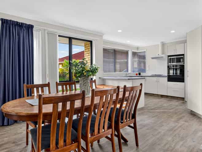 7 Kingroyal Lane, Hamilton East