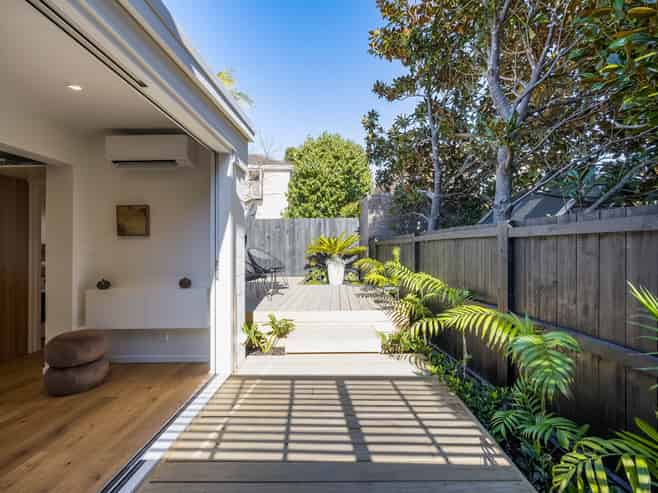 7/137 Jervois Road, Herne Bay