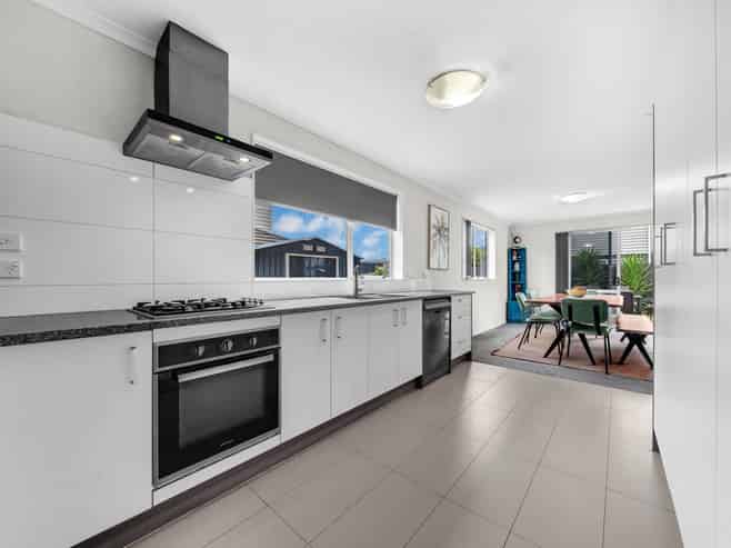 33 Hain Avenue, Mangere East