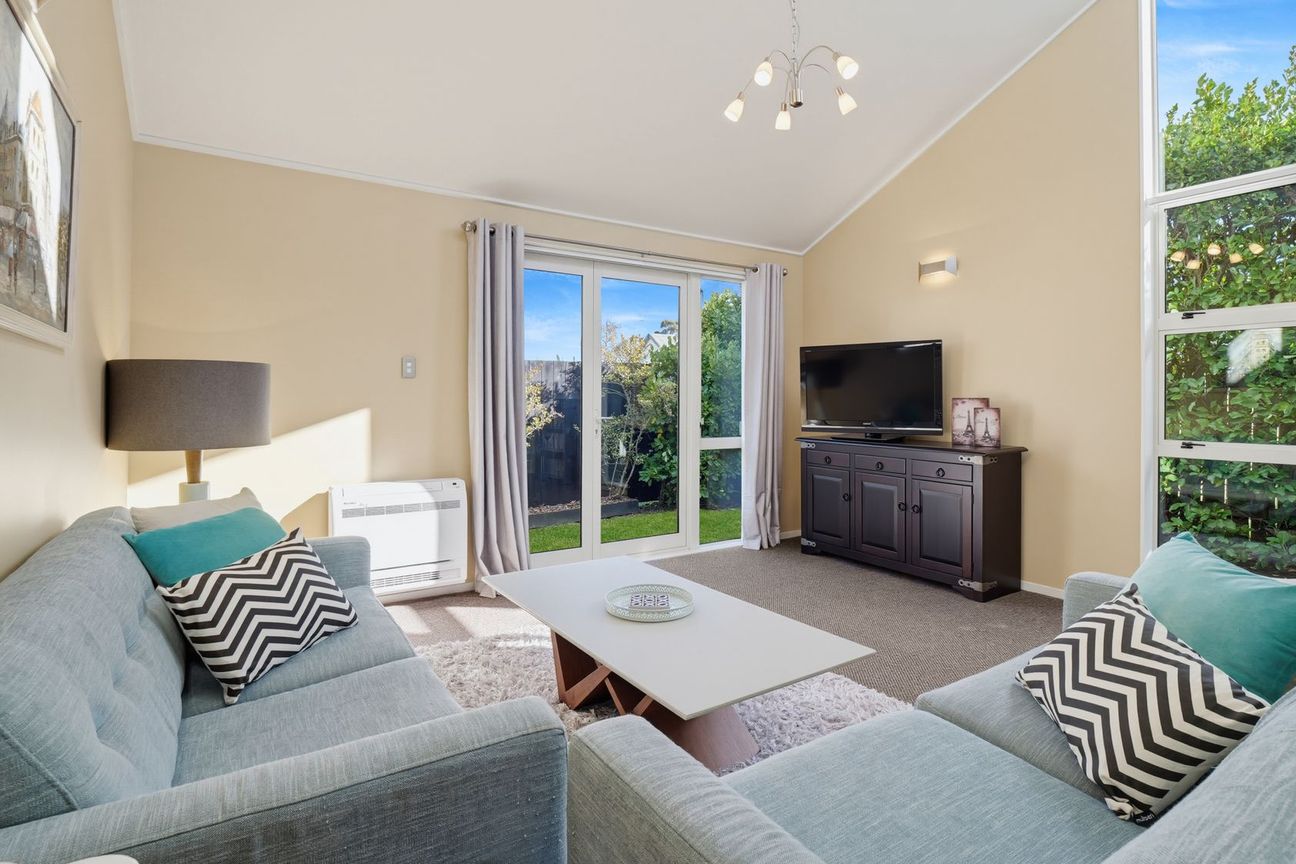 Easy- Care Feilding Retreat - Fler