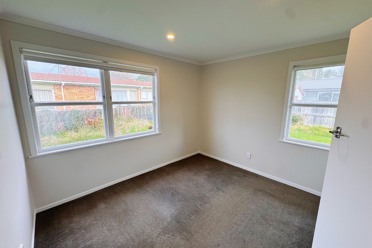 3-Bedroom Home Near University – Spacious Living & Great School Zones - Vista 5