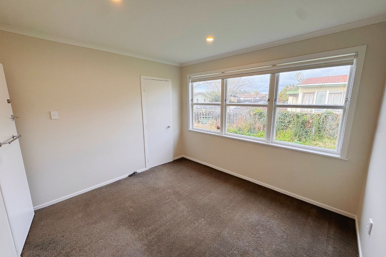 3-Bedroom Home Near University – Spacious Living & Great School Zones - Vista 6