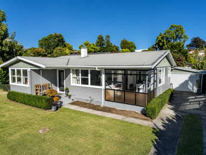 71 Aurora Terrace, Hillcrest