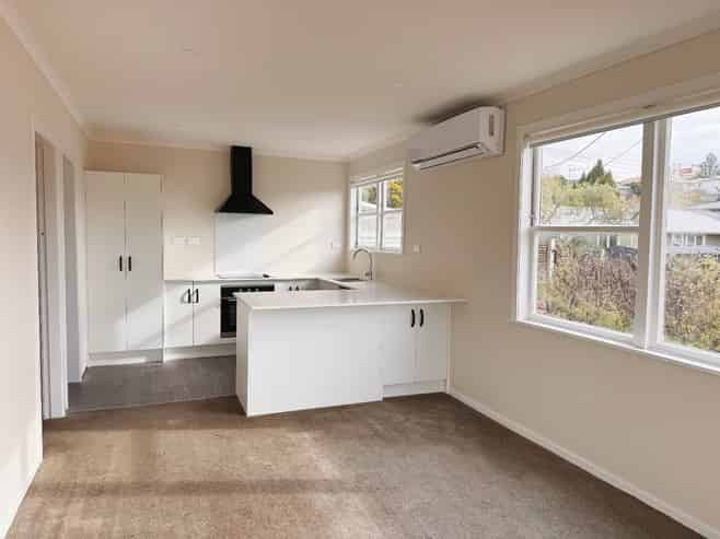 71 Aurora Terrace, Hillcrest