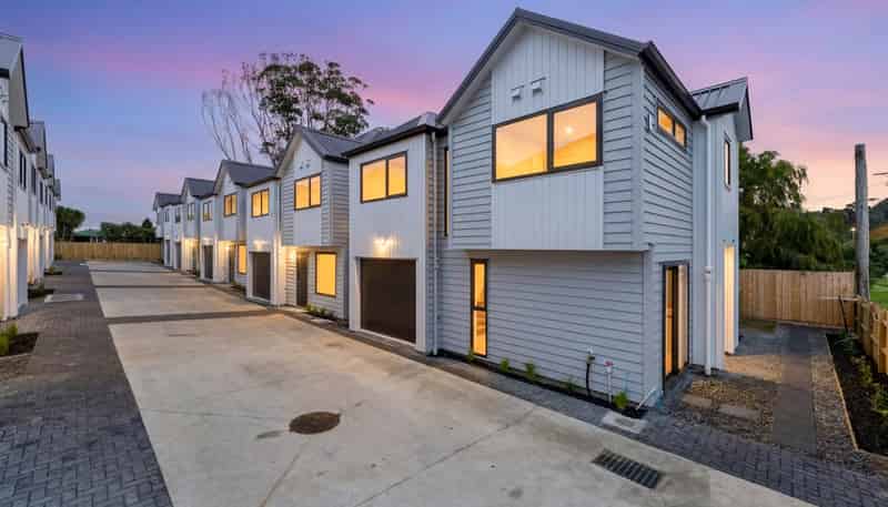Lots 2-5,7/8-10 Bittern Place, Henderson
