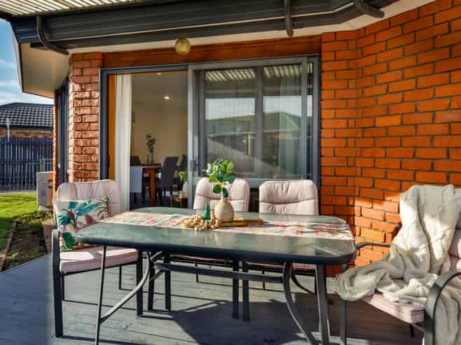 3 Robalan Place, Redwoodtown