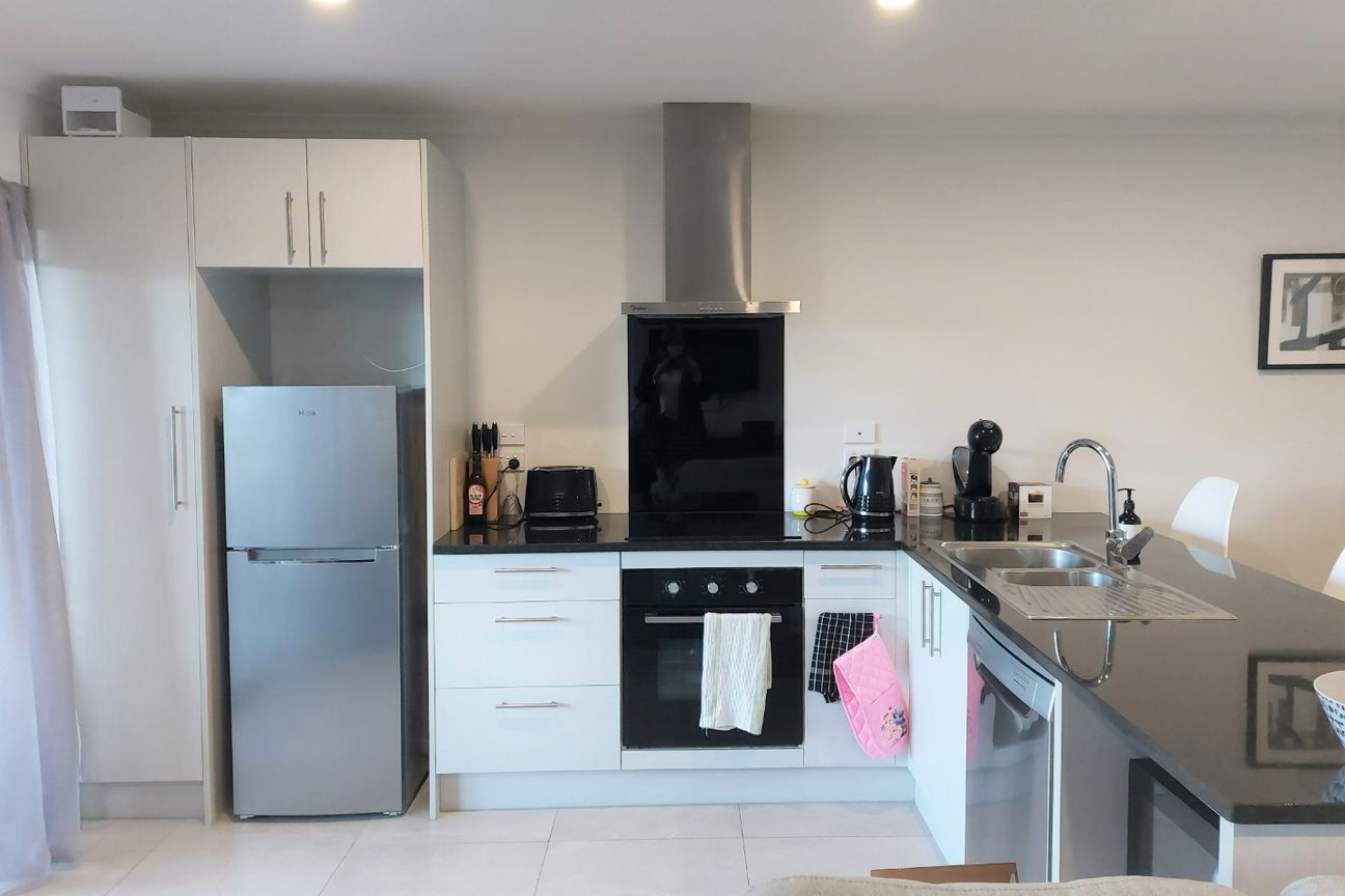 Furnished Executive Apartment - Meer
