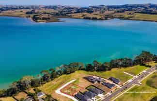 22A and 22 McLarin Road, Glenbrook