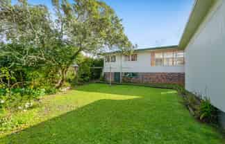 54 Holland Road, Hillcrest