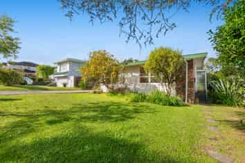 54 Holland Road, Hillcrest