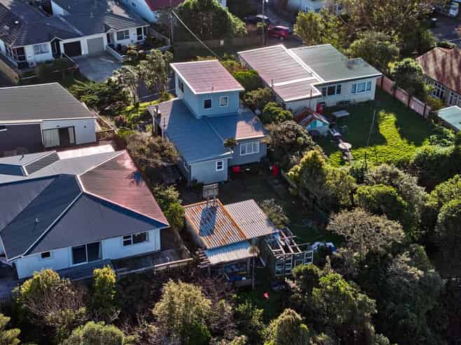 34 Bassett Road, Johnsonville