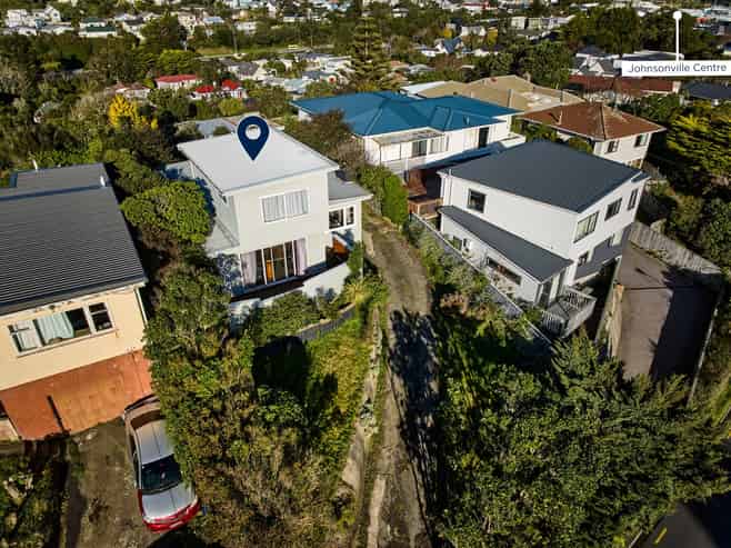 34 Bassett Road, Johnsonville
