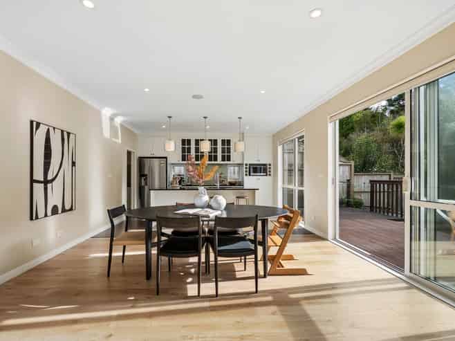 38 Golden Morning Drive, Albany