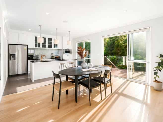 38 Golden Morning Drive, Albany