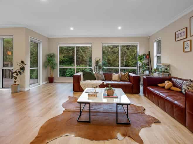 38 Golden Morning Drive, Albany