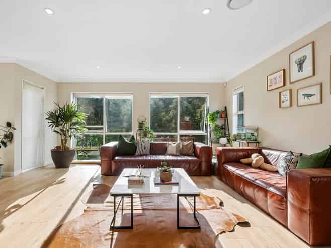 38 Golden Morning Drive, Albany