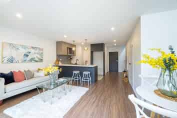 8/143 Portage Road, New Lynn