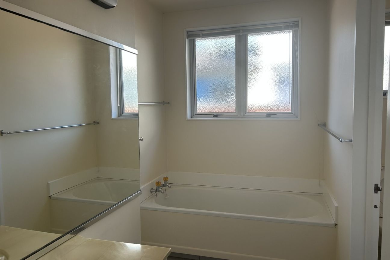 2 Beds In Riccarton - Aanzicht 5
