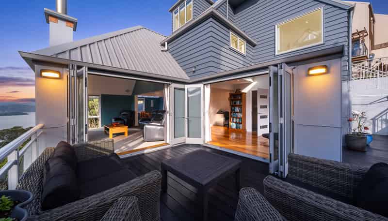 96A Nicholson Road, Khandallah
