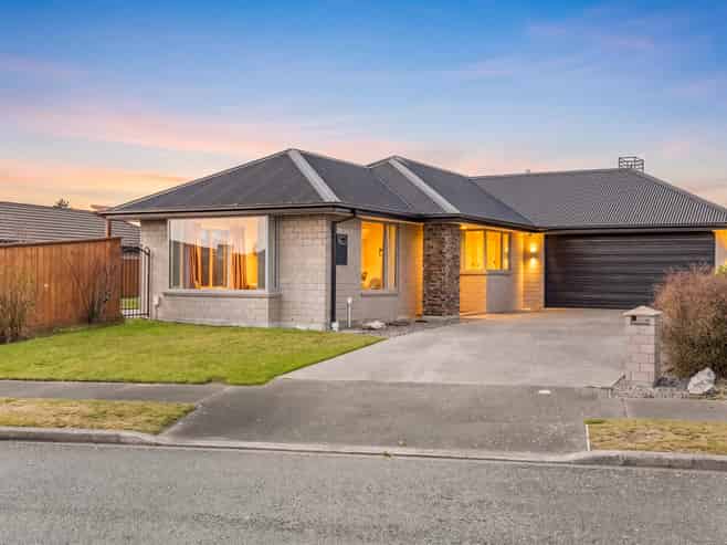 27 Clematis Place, Wigram