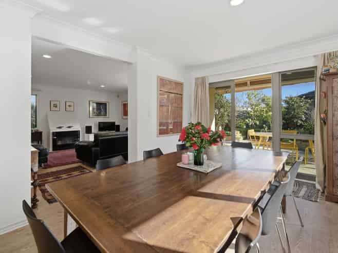 17 Edgecumbe Road, Avenues