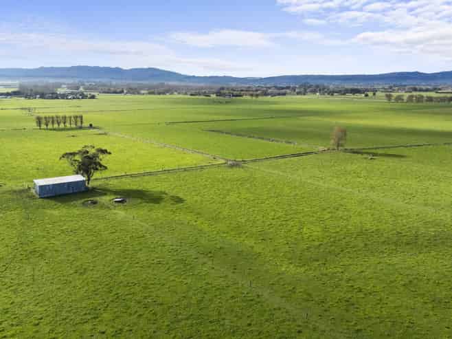 971B Rangitikei Line, Newbury