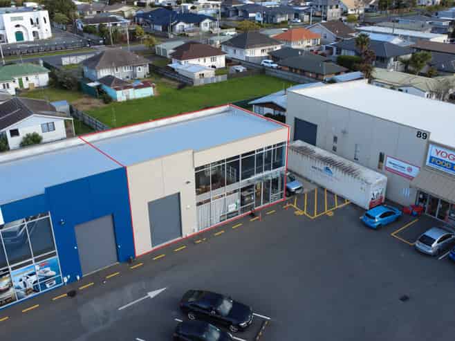 Modern Industrial Unit on SH1