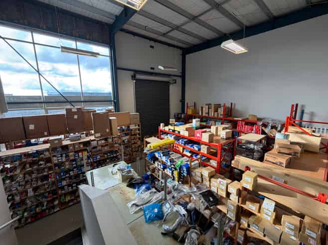 Modern Industrial Unit on SH1