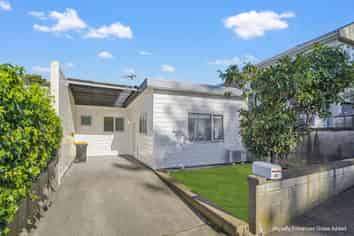 23 Ironside Road, Johnsonville