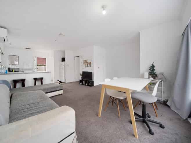3/2 Ihaka Place, Papatoetoe