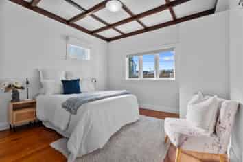 51 Fowlds Avenue, Sandringham