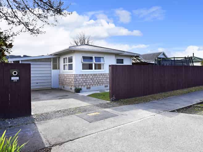35 Arrow Street, Wakefield
