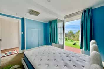 2/126 North Road, Clevedon