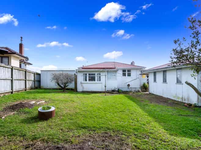17 Maioro Street, New Windsor